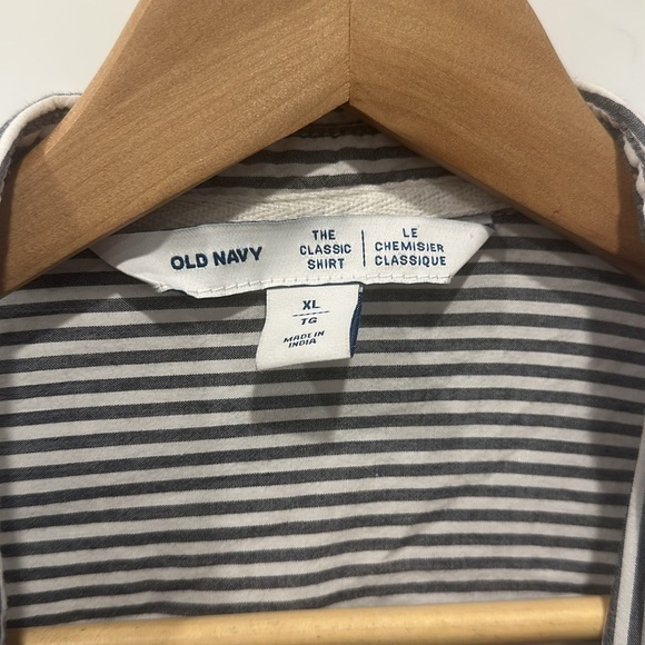 Long Sleeve Button Up - Picture 3 of 4